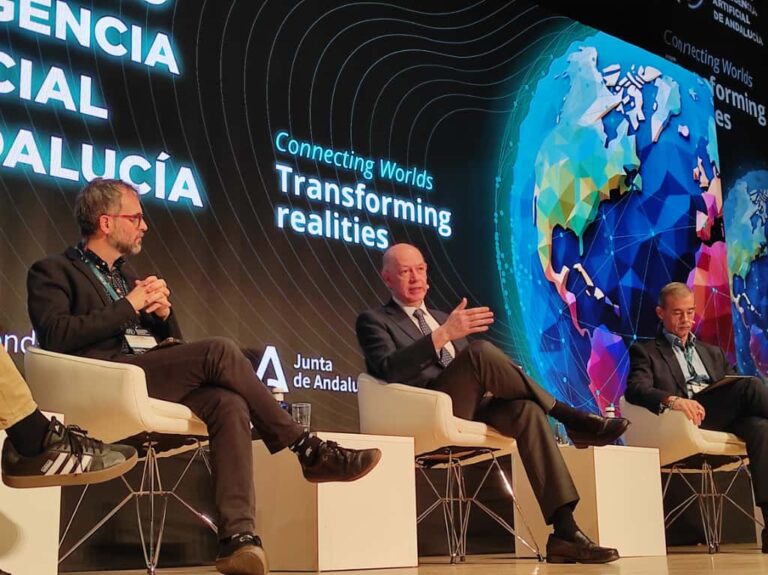 Mesa de debate sobre las claves para la adopción de IA en el Sector Público. Amanda Martínez